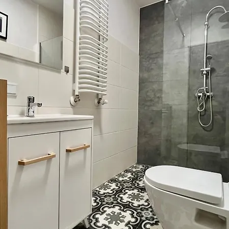 Small Apartment-2